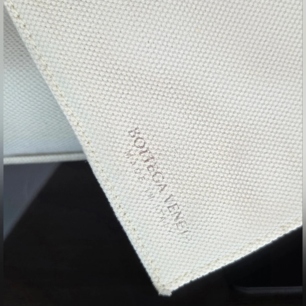 Bottega Veneta authentic bottega